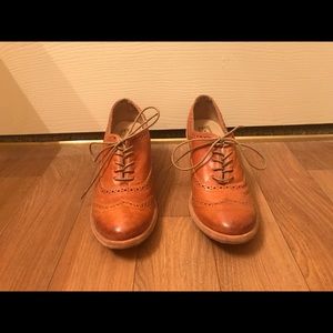 Natural leather Shoe/Bootie